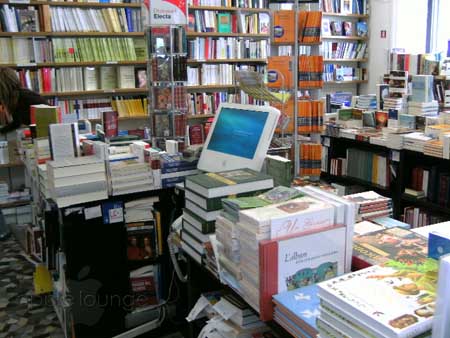 libreria-coletti-apple-001.jpg