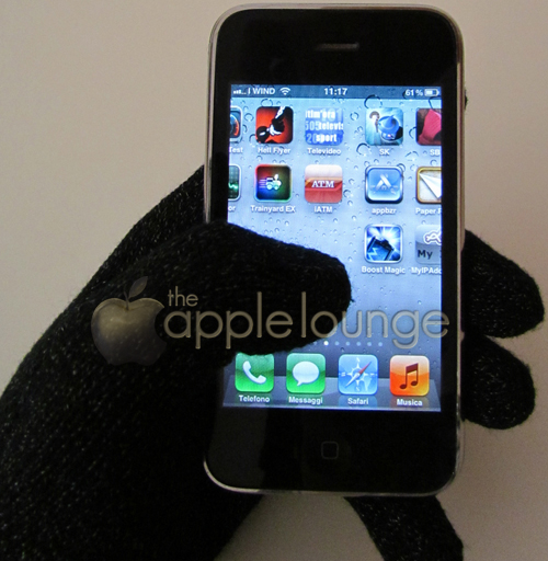 Agloves mentre si cambia pagina su iPhone - The Apple Lounge