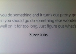 Le frasi celebri di Steve Jobs nell'Apple Campus