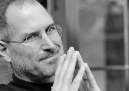 Steve Jobs prossime due generazioni iPhone