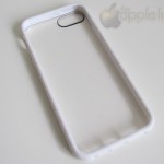 Cover iPhone 5 Clear, immagine della cover fuori dalla confezione - TheAppleLounge.com