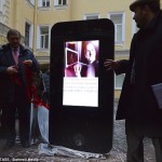 iPhone gigante San Pietroburgo