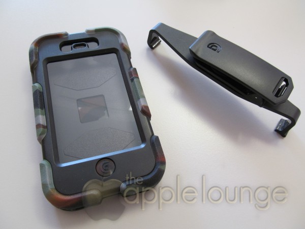 Cover Survivor by Griffin Technology, contenuto - TheAppleLounge.com
