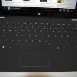 Microsoft Surface con Windows RT, particolare della tastiera touch - TheAppleLounge.com