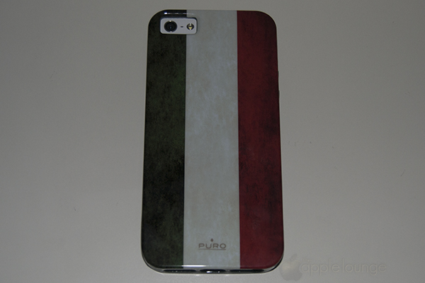 Puro Cover iPhone 5 Flag, immagine del prodotto col telefono inserito - TheAppleLounge.com