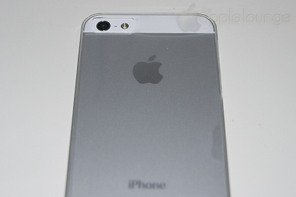 Puro Cover iPhone 5 Fog, immagine del prodotto col telefono inserito - TheAppleLounge.com