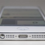 Puro Cover iPhone 5 Fog, particolare della porta lightning - TheAppleLounge.com