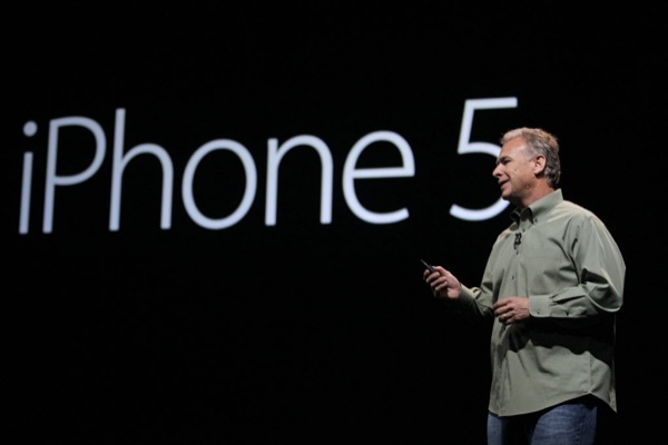 phil-schiller-iphone5-ApplePlanet