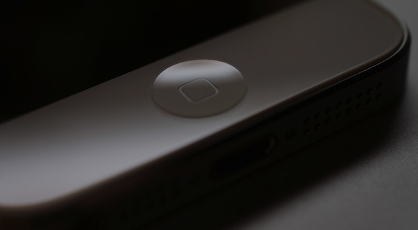 iPhone 5s integrazione lettore impronte digitali tasto home