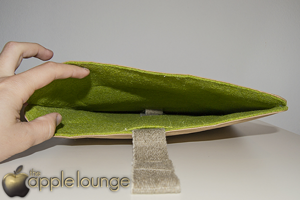 papernomad, MacBook 15'' sleeve (interno del prodotto) - TheAppleLounge.com