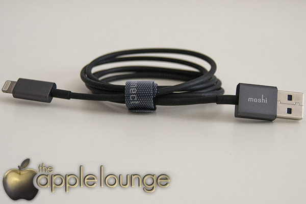 moshi USB cable with Lightning Connector (fuori dalla scatola) - TheAppleLounge.com