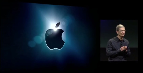 apple-keynote-tim-cook-iphone-4s-icloud-ios5