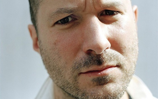 Jony-Ive