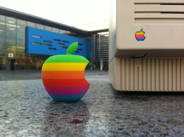 3d_printed_apple_logo