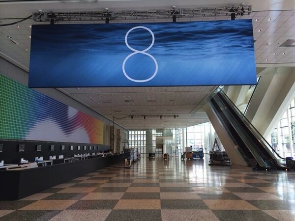 ios8bannerhanging