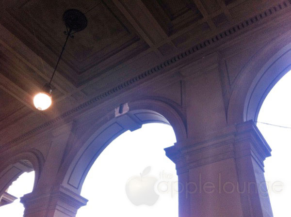 Apple-Store-Firenze-Piazza-Della-Repubblica