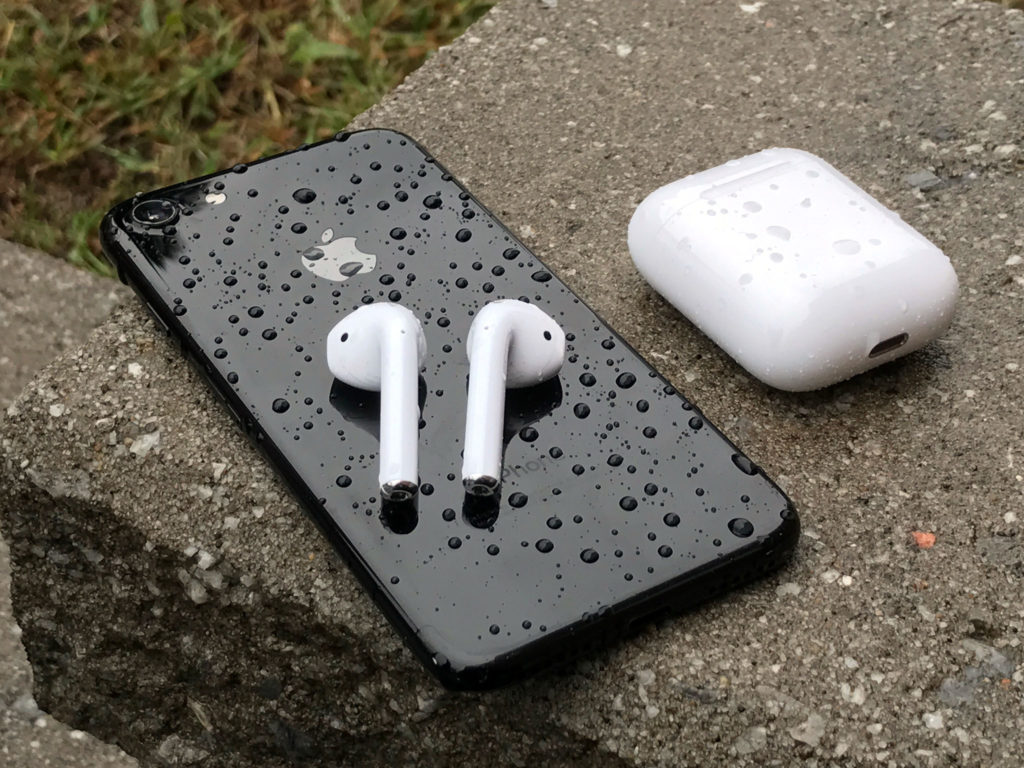 Apple AirPods