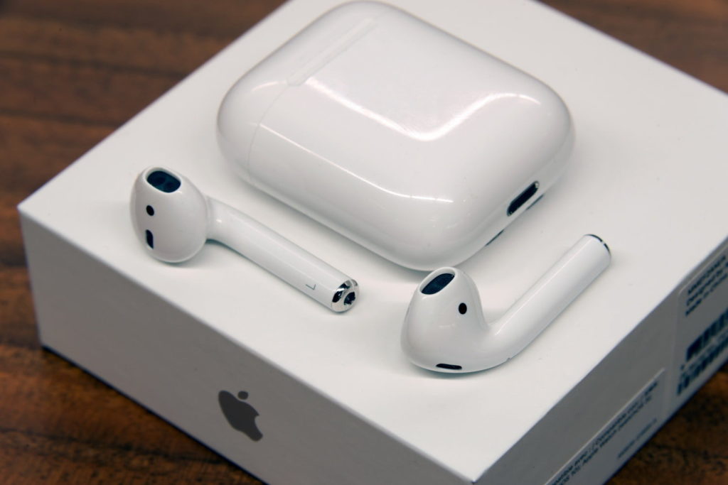 Apple AirPods