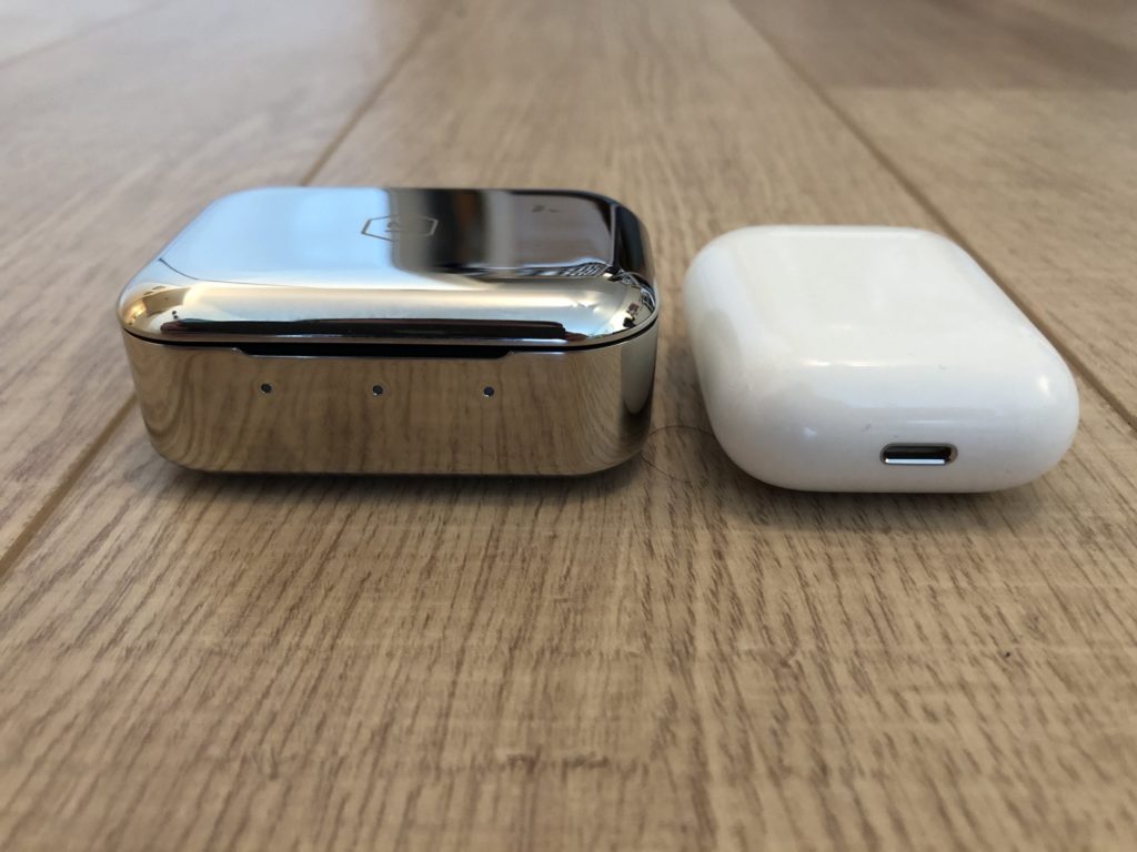 Apple AirPods