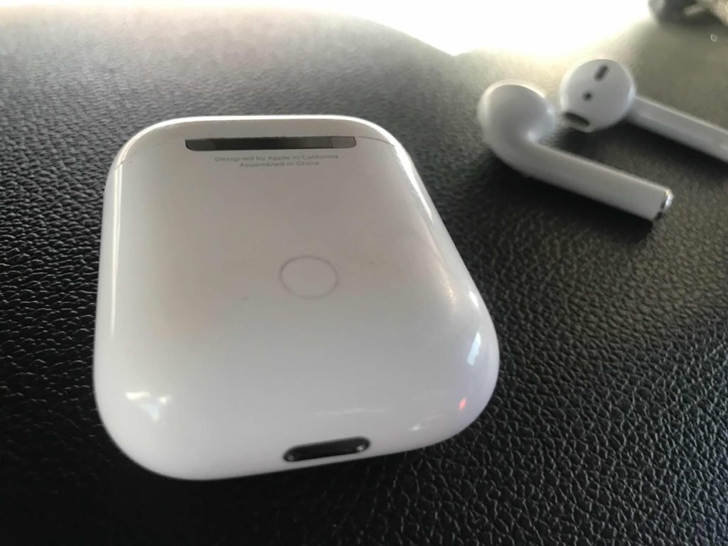 Apple AirPods