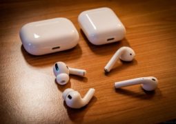 Apple AirPods