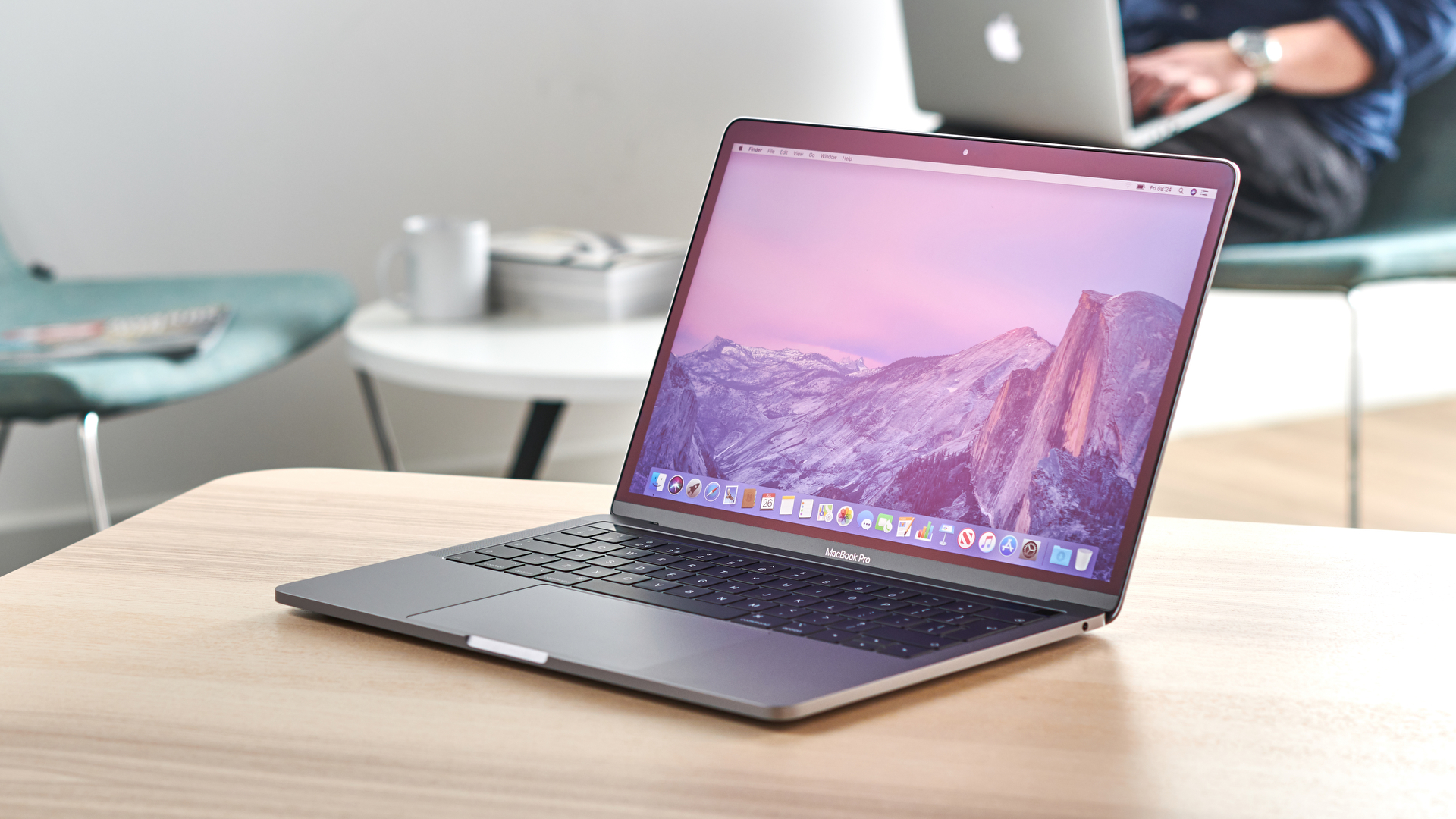 Macbook Pro 13 inch 2019 132602 | The Apple Lounge