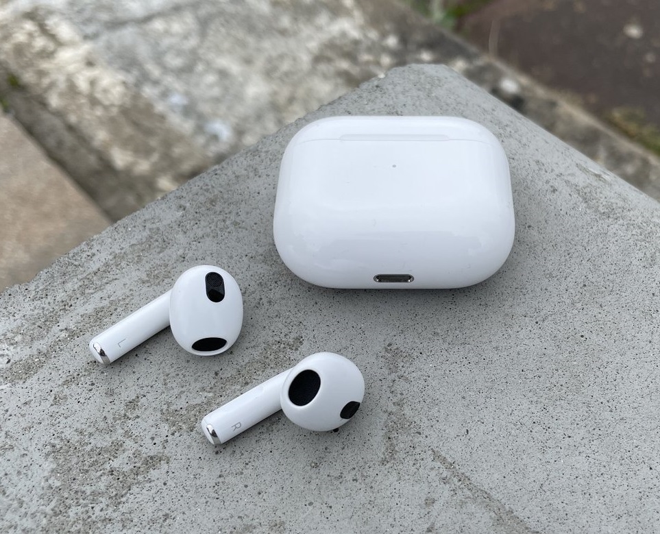 AirPods